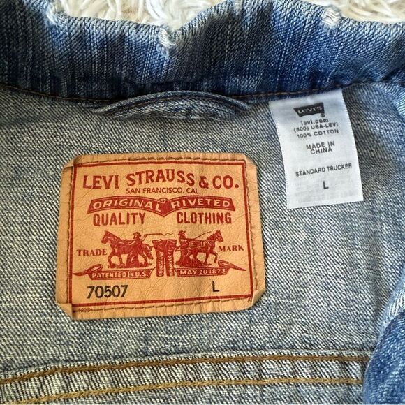 Levi’s Custom Rhinestone Cowgirl Bachelorette Disco Fringe Jean Jacket Size L - Picture 10 of 11